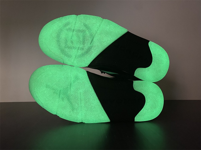 Air Jordan Retro 5 “Anthracite” DM4640-036