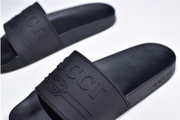 GUCC SLIPPERS