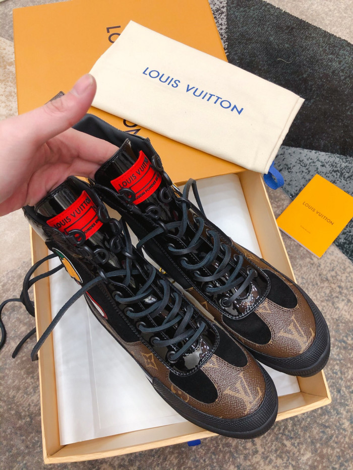 LOUS VUITO LAUREATE PLATFORM DESERT BOOT