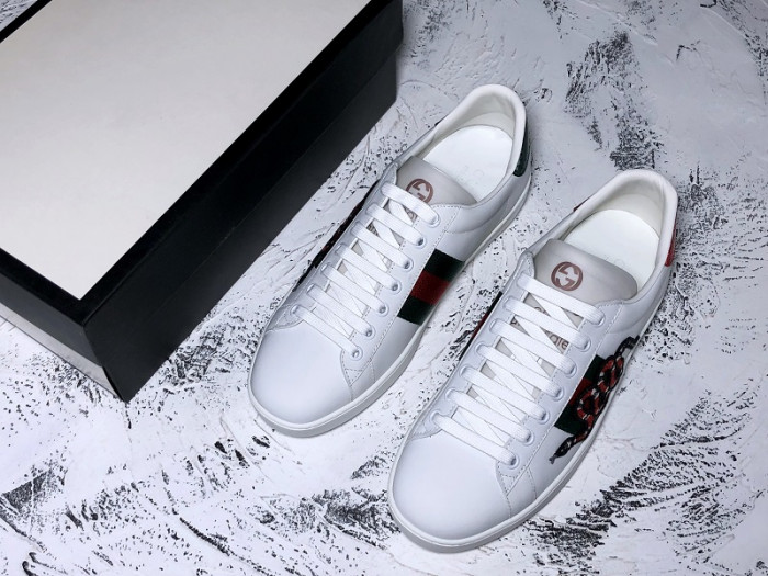 GUCC Ace Leather Sneaker ‎456230 02JP0 9064