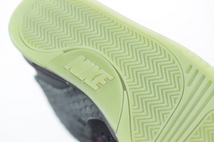 Nike Air Yeezy 2 NRG “Solar Red” 508214-006