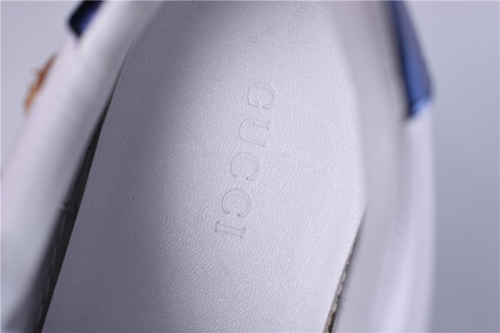 GUCC ACE EMBROIDERED LOW-TOP SNEAKER WITH LOVED ‎497090 DOPE0 9095